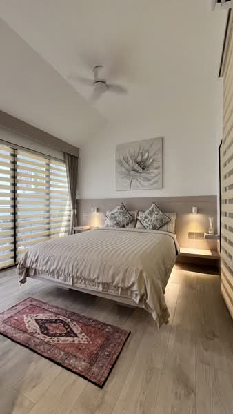 RV Edge, 2 Shanghai Road, 2 Bedrooms, 829 sqft, Condominium For Rent, by ReAnne Leu, 500180574 - Bedroom - PropertyGuru.com.sg