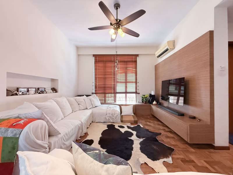 Eastwood Drive, , 5 Bedrooms, 4,800 sqft, Semi-Detached House For Sale, by Jonathan Yeo, 500180583 - Family Lounge - PropertyGuru.com.sg