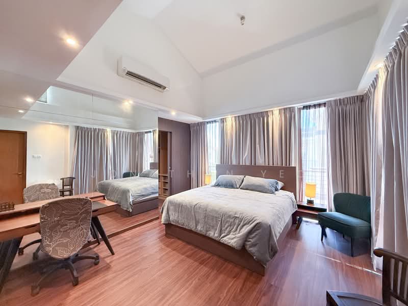Eastwood Drive, , 5 Bedrooms, 4,800 sqft, Semi-Detached House For Sale, by Jonathan Yeo, 500180583 - Junior Ensuite - PropertyGuru.com.sg