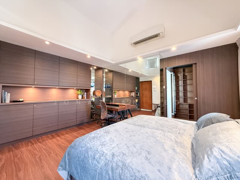 Eastwood Drive, , 5 Bedrooms, 4,800 sqft, Semi-Detached House For Sale, by Jonathan Yeo, 500180583 - Junior Ensuite - PropertyGuru.com.sg