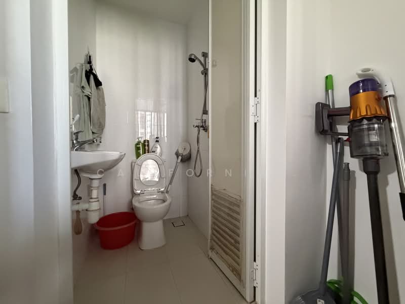 Amber Skye, 8 Amber Road, 3 Bedrooms, 1,335 sqft, Apartment For Rent, by California ., 500180592 - Bathroom - PropertyGuru.com.sg