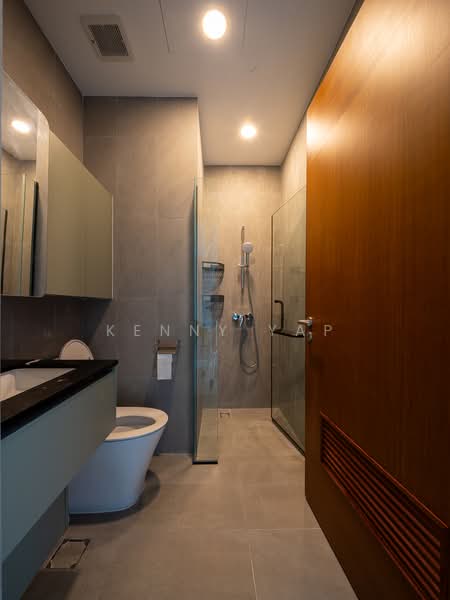 Fiorenza, 42 Florence Road, 4 Bedrooms, 1,453 sqft, Condominium For Rent, by Kenny Yap, 500180594 - Bathroom - PropertyGuru.com.sg