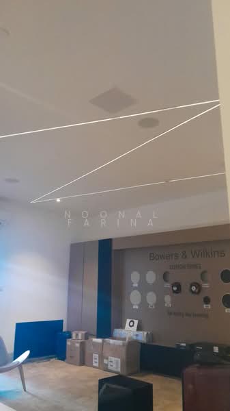 Oxley BizHub 2, 62 Ubi Road 1, 1,023 sqft, Light Industrial (B1) For Rent, by Noonal Farina, 500180595 - Interior - CommercialGuru.com.sg