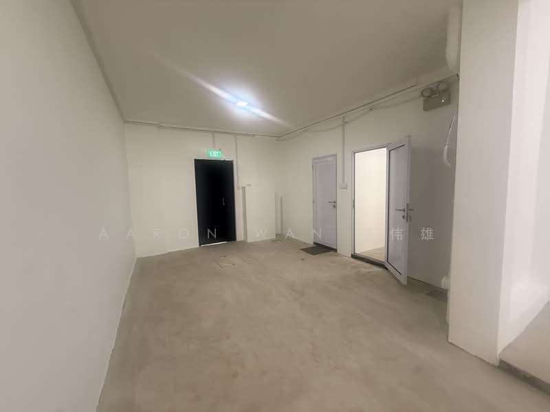 Co-living Suitable! Cheap and convenient! Prime district 15! Move in immediately!, , 4 Bedrooms, 1,574 sqft, Shophouse For Rent, by Aaron Wan 温伟雄, 500180597 - Interior - PropertyGuru.com.sg