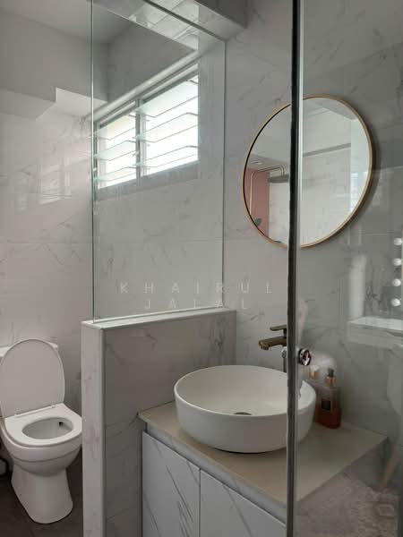 132 Simei Street 1, 132 Simei Street 1, 2 Bedrooms, 688 sqft, HDB Flat For Sale, by Khairul Jalal, 500180599 - Bathroom - PropertyGuru.com.sg