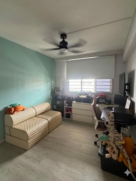 132 Simei Street 1, 132 Simei Street 1, 2 Bedrooms, 688 sqft, HDB Flat For Sale, by Khairul Jalal, 500180599 - Study - PropertyGuru.com.sg