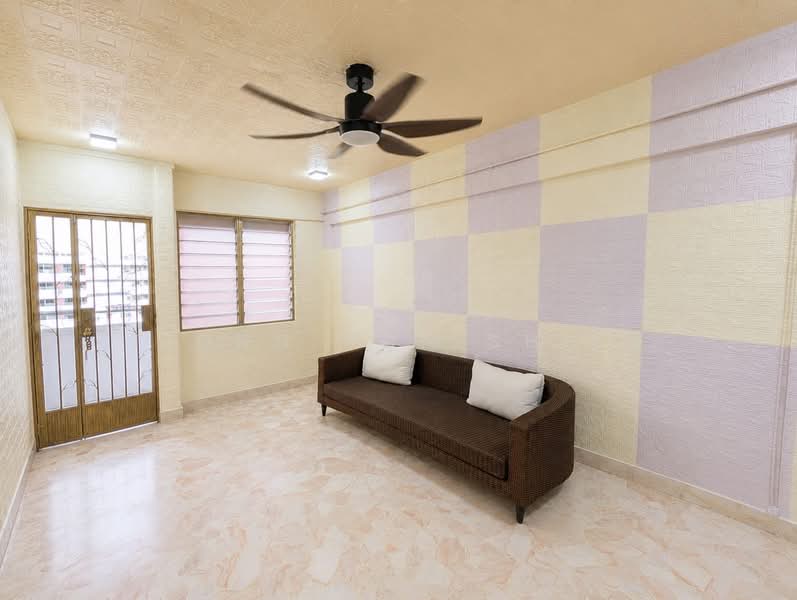 119 Hougang Avenue 1, 119 Hougang Avenue 1, 2 Bedrooms, 721 sqft, HDB Flat For Sale, by Tiong Poh Shien, 500180601 - Living Room - PropertyGuru.com.sg