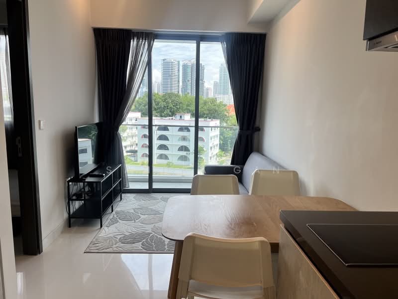 The Rise @ Oxley - Residences, 73 Oxley Rise, 2 Bedrooms, 646 sqft, Condominium For Sale, by Sandra Gan, 500180616 - Living Room - PropertyGuru.com.sg