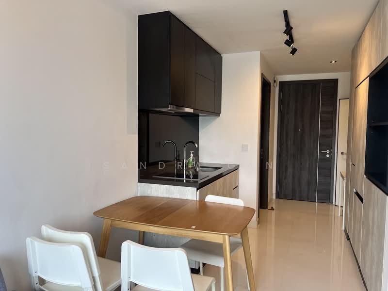 The Rise @ Oxley - Residences, 73 Oxley Rise, 2 Bedrooms, 646 sqft, Condominium For Sale, by Sandra Gan, 500180616 - Kitchen - PropertyGuru.com.sg