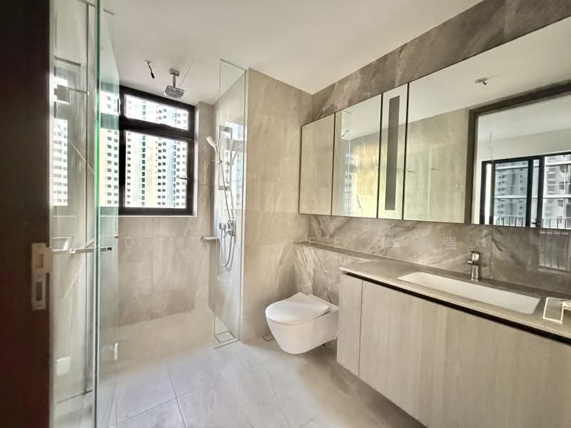 Piccadilly Grand, Northumberland Road, 3 Bedrooms, 1,076 sqft, Condominium For Sale, by Adrian Wee 黄國强, 500180625 - Bathroom - PropertyGuru.com.sg