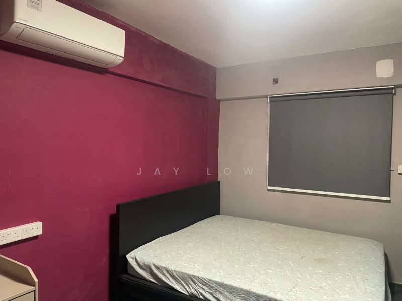 136 Bedok North Avenue 3, 136 Bedok North Avenue 3, Room Rental, 150 sqft, HDB Flat For Rent, by Jay Low, 500180644 - Bedroom - PropertyGuru.com.sg
