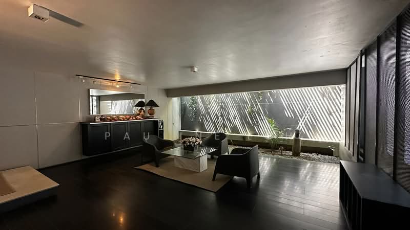 Windsor Park Estate, Florida Road, 5 Bedrooms, 8,700 sqft, Bungalow House For Sale, by Pauline Loh, 500180650 - Holding Area - PropertyGuru.com.sg