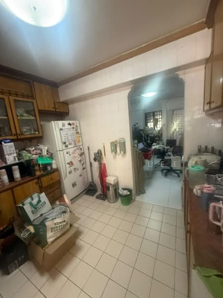 574 Hougang Street 51, 574 Hougang Street 51, 3 Bedrooms, 1,076 sqft, HDB Flat For Sale, by Leonard Lee, 500180655 - Kitchen - PropertyGuru.com.sg