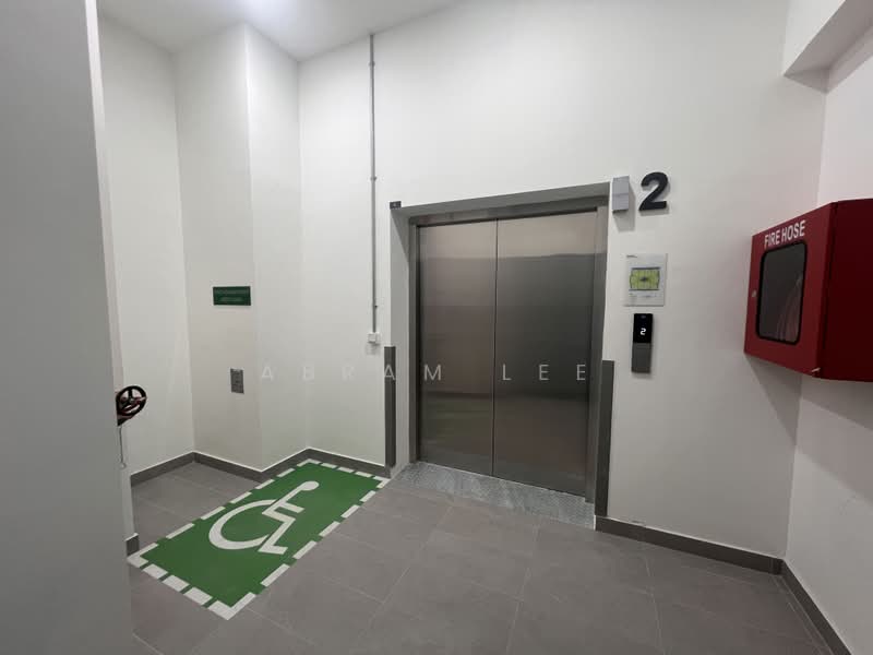 Space 18, 18 Lorong Ampas, Balestier / Toa Payoh, 1,787 sqft, Light Industrial (B1) For Sale, by Abram Lee, 500180663 - Cargo lift lobby - CommercialGuru.com.sg