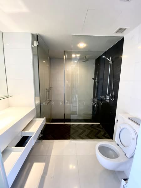 Altez, 16 Enggor Street, 3 Bedrooms, 1,507 sqft, Condominium For Sale, by Jarel Tay, 500180664 - Bathroom - PropertyGuru.com.sg