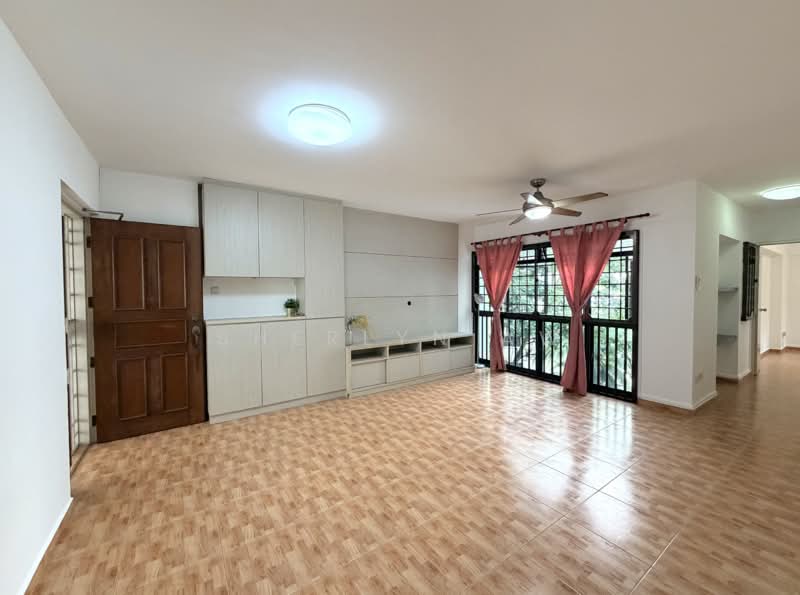 320B Anchorvale Drive, 320B Anchorvale Drive, 3 Bedrooms, 969 sqft, HDB Flat For Sale, by Sherlyn Aw, 500180670 - Living Room - PropertyGuru.com.sg