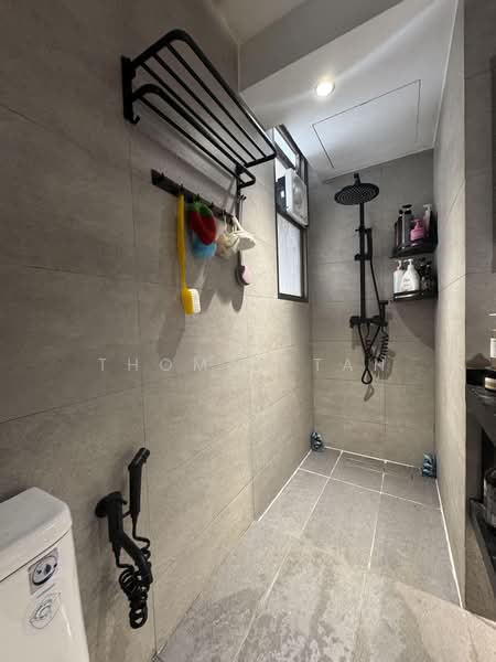 Parkview Apartments, 1 Bukit Batok Street 25, 3 Bedrooms, 1,120 sqft, Condominium For Sale, by Thomas Tan, 500180672 - Bathroom - PropertyGuru.com.sg