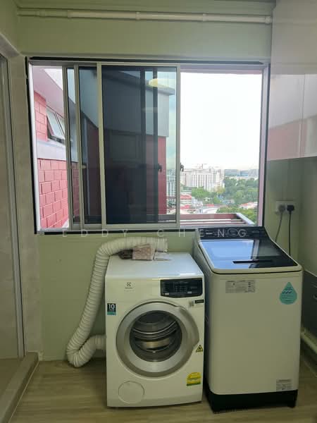 Hdb kovan green, , Room Rental, 120 sqft, HDB Flat For Rent, by Eddy Cheng, 500180675 - Balcony - PropertyGuru.com.sg