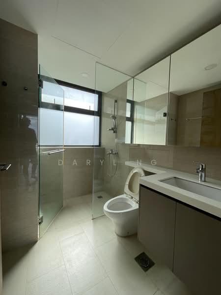 The Topiary, 17 Fernvale Lane, 4 Bedrooms, 1,292 sqft, Executive Condominium For Sale, by Daryl Ng, 500180683 - Bathroom - PropertyGuru.com.sg