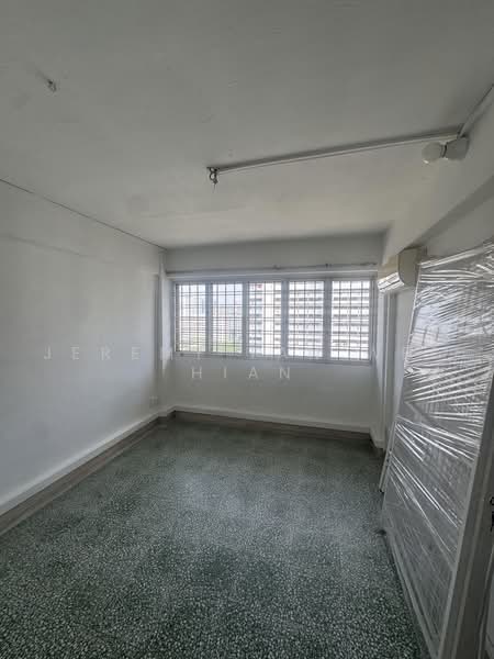 214 Lorong 8 Toa Payoh, 214 Lorong 8 Toa Payoh, 3 Bedrooms, 882 sqft, HDB Flat For Sale, by Jeremy Tan Wee Hian, 500180684 - Interior - PropertyGuru.com.sg