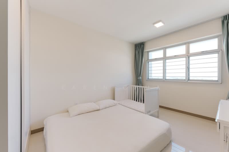 152A Bedok South Road, 152A Bedok South Road, 3 Bedrooms, 1,001 sqft, HDB Flat For Sale, by Karen Chua, 500180687 - Bedroom - PropertyGuru.com.sg
