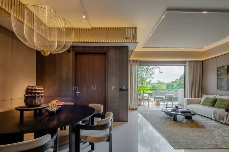 Parksuites, 18 Holland Grove Road, 4 Bedrooms, 3,068 sqft, Condominium For Sale, by Rio Pang, 500180690 - Living Room - PropertyGuru.com.sg