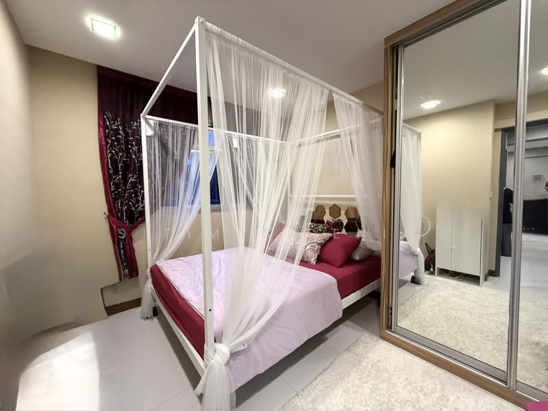 180A Rivervale Crescent, 180A Rivervale Crescent, 2 Bedrooms, 720 sqft, HDB Flat For Sale, by Sitimas Senin, 500180691 - Bedroom - PropertyGuru.com.sg