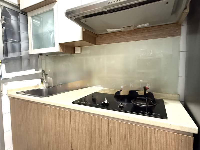 180A Rivervale Crescent, 180A Rivervale Crescent, 2 Bedrooms, 720 sqft, HDB Flat For Sale, by Sitimas Senin, 500180691 - Kitchen - PropertyGuru.com.sg