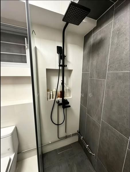 524 Jelapang Road, 524 Jelapang Road, 3 Bedrooms, 1,302 sqft, HDB Flat For Sale, by WEI DENG, 500180696 - Bathroom - PropertyGuru.com.sg