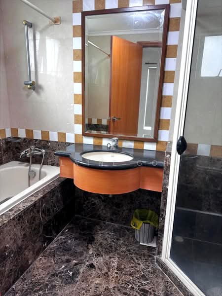 Guilin View, 20 Bukit Batok Street 52, 2 Bedrooms, 861 sqft, Condominium For Rent, by Elaine Goi, 500180698 - Bathroom - PropertyGuru.com.sg