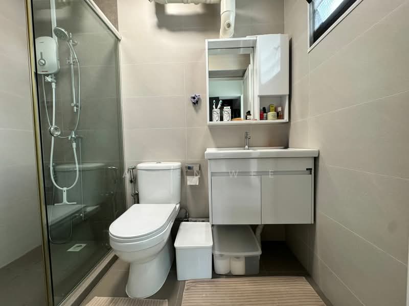 596A Ang Mo Kio Street 52, 596A Ang Mo Kio Street 52, 3 Bedrooms, 1,001 sqft, HDB Flat For Sale, by Allen Wee, 500180701 - Bathroom - PropertyGuru.com.sg