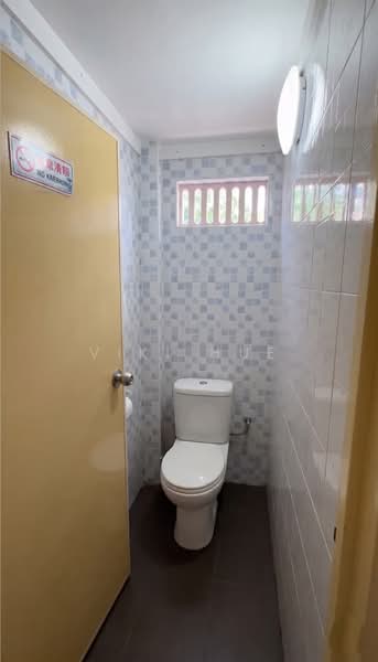 2B Whampoa Drive, , 4 Bedrooms, 1,033 sqft, Shophouse For Rent, by Viki Hue, 500180702 - Bathroom - PropertyGuru.com.sg