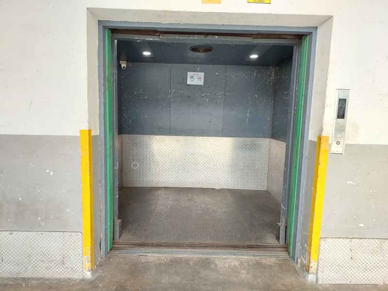 Shun Li Industrial Complex, 705 Sims Drive, 3,032 sqft, Light Industrial (B1) For Rent, by John Chia, 500180708 - Interior - CommercialGuru.com.sg