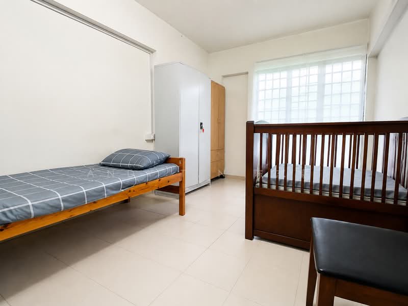 452 Jurong West Street 42, 452 Jurong West Street 42, 3 Bedrooms, 1,432 sqft, HDB Flat For Sale, by Andy Tan 陈志豪, 500180714 - Bedroom - PropertyGuru.com.sg