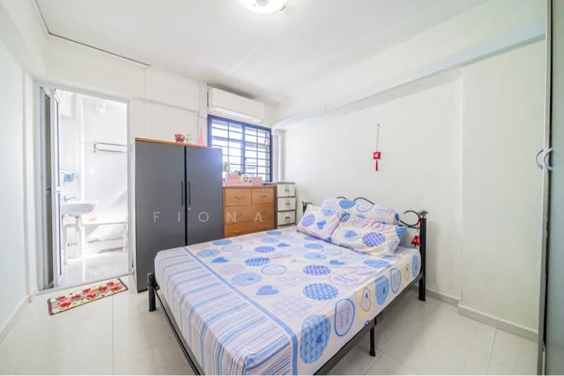 542 Bedok North Street 3, 542 Bedok North Street 3, 2 Bedrooms, 721 sqft, HDB Flat For Sale, by Fiona Poon, 500180716 - PropertyGuru.com.sg