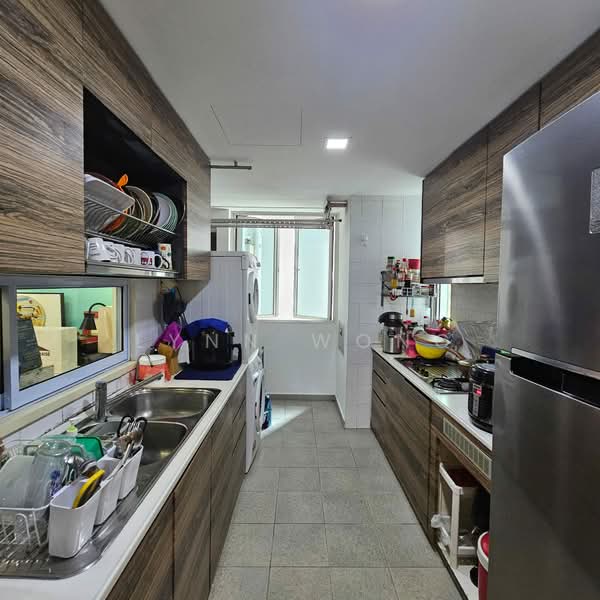 The Pearl @ Mount Faber, 1 Mount Faber Road, 3 Bedrooms, 1,346 sqft, Condominium For Sale, by Lynn Wong, 500180733 - Kitchen - PropertyGuru.com.sg
