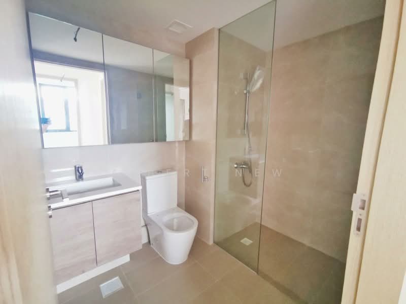 Treasure at Tampines, 11 Tampines Lane, 2 Bedrooms, 678 sqft, Condominium For Rent, by Albert New, 500180735 - Bathroom - PropertyGuru.com.sg