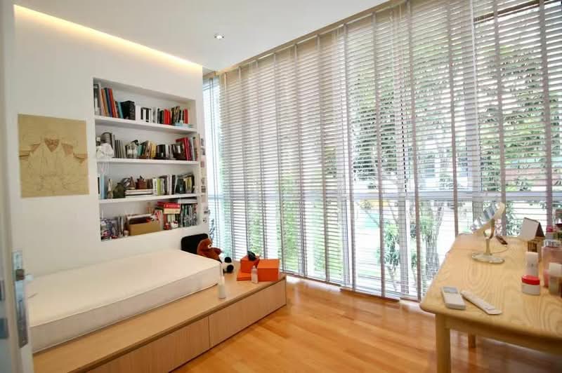 Rare 5-Bedroom Shophouse Residence | 2,000 sqft | Private Rooftop | Upper Bukit Timah, , 5 Bedrooms, 1,985 sqft, Shophouse For Rent, by Elva Elva Ouyang, 500180750 - Study - PropertyGuru.com.sg