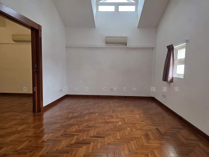 D11,Rare Semi-Detach House for Sale🏠 1Km ACS and SCGS! Call Desmond@87641188 Now, Barker,Chancery,Goldhill,Gentle,Mount Rosie,Robin,Steven Road, 5 Bedrooms, 6,000 sqft, Semi-Detached House For Sale, by Desmond Chen 陈重荣, 500180752 - Interior - PropertyGuru.com.sg