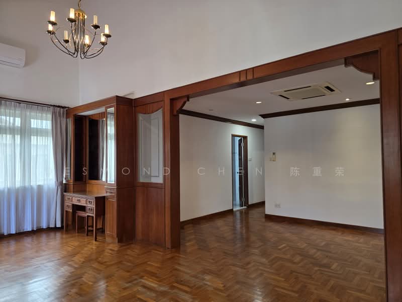 D11,Rare Semi-Detach House for Sale🏠 1Km ACS and SCGS! Call Desmond@87641188 Now, Barker,Chancery,Goldhill,Gentle,Mount Rosie,Robin,Steven Road, 5 Bedrooms, 6,000 sqft, Semi-Detached House For Sale, by Desmond Chen 陈重荣, 500180752 - Living Room - PropertyGuru.com.sg
