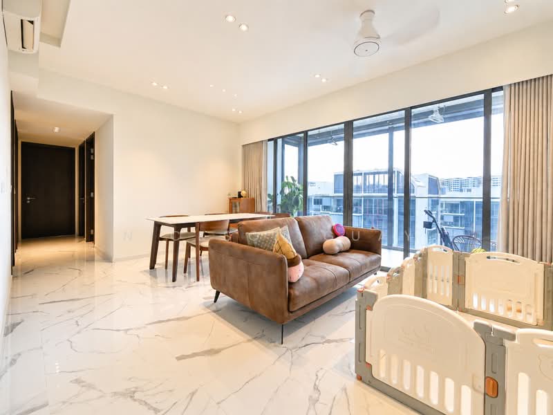 The Gazania, 19 How Sun Drive, 4 Bedrooms, 1,292 sqft, Condominium For Sale, by Nickson Guay, 500180755 - Living Room - PropertyGuru.com.sg
