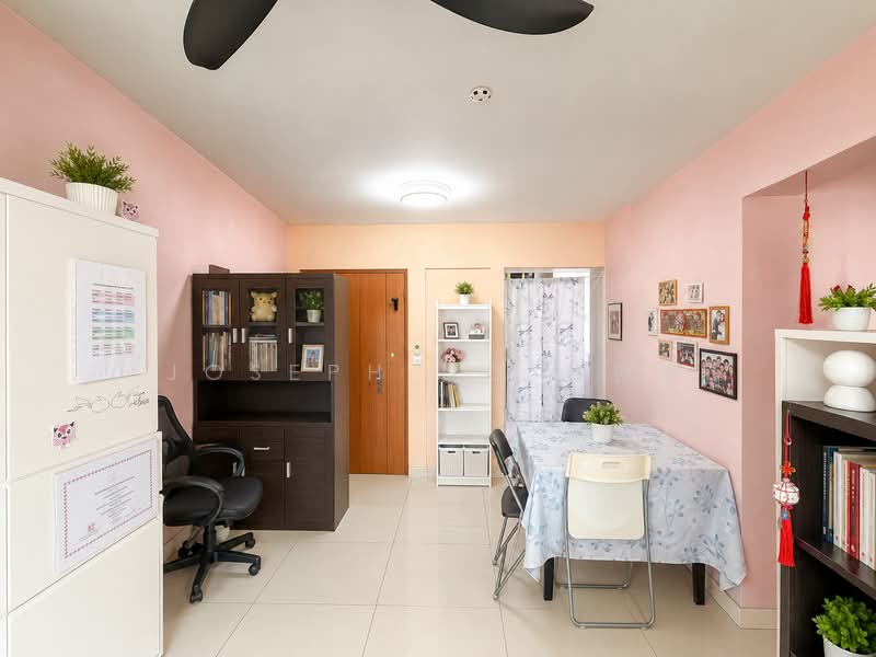 55 Teban Gardens Road, 55 Teban Gardens Road, 2 Bedrooms, 721 sqft, HDB Flat For Sale, by Joseph Ng 黄德顺, 500180757 - Study - PropertyGuru.com.sg