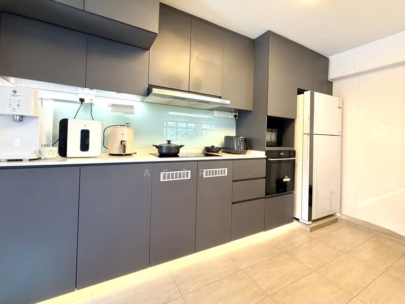 874B Tampines Street 85, 874B Tampines Street 85, 4 Bedrooms, 1,216 sqft, HDB Flat For Sale, by Aszri ., 500180759 - Kitchen - PropertyGuru.com.sg