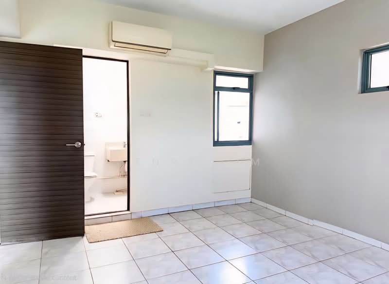 452 Choa Chu Kang Avenue 4, 452 Choa Chu Kang Avenue 4, 4 Bedrooms, 1,323 sqft, HDB Flat For Sale, by Henry Lim, 500180762 - Bathroom - PropertyGuru.com.sg