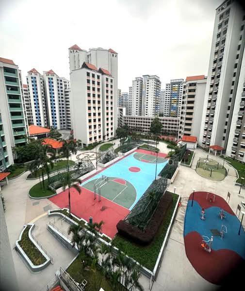 656 Choa Chu Kang Crescent, 656 Choa Chu Kang Crescent, Room Rental, 180 sqft, HDB Flat For Rent, by Elaine Goi, 500180766 - Exterior - PropertyGuru.com.sg