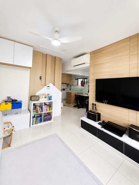 113A Alkaff Crescent, 113A Alkaff Crescent, 3 Bedrooms, 1,001 sqft, HDB Flat For Sale, by Lucas Leow, 500180771 - Living Room - PropertyGuru.com.sg