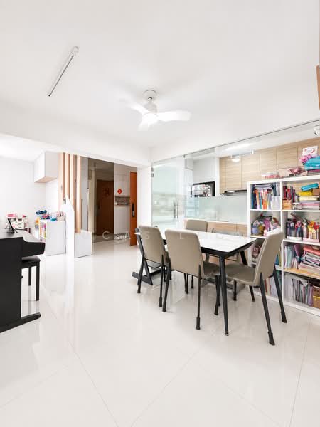 113A Alkaff Crescent, 113A Alkaff Crescent, 3 Bedrooms, 1,001 sqft, HDB Flat For Sale, by Lucas Leow, 500180771 - Dining Room - PropertyGuru.com.sg