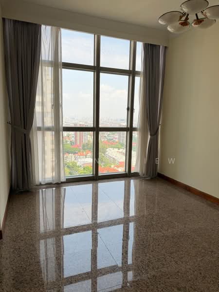 The Bayshore, 26 Bayshore Road, 2 Bedrooms, 1,012 sqft, Condominium For Rent, by Joanne Liew, 500180776 - Living Room - PropertyGuru.com.sg