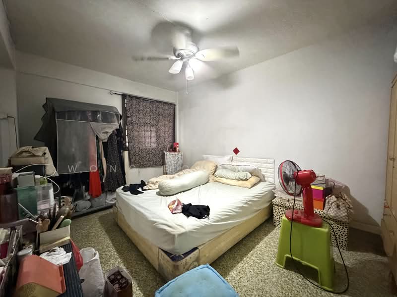 123 Lorong 1 Toa Payoh, 123 Lorong 1 Toa Payoh, 2 Bedrooms, 721 sqft, HDB Flat For Sale, by Wong Boon Keng, 500180781 - Bedroom - PropertyGuru.com.sg
