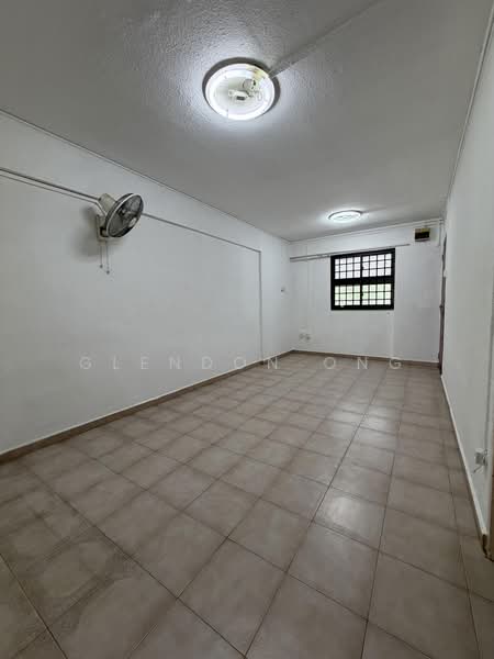 142 Yishun Ring Road, 142 Yishun Ring Road, 2 Bedrooms, 732 sqft, HDB Flat For Sale, by Glendon Ong, 500180784 - Interior - PropertyGuru.com.sg